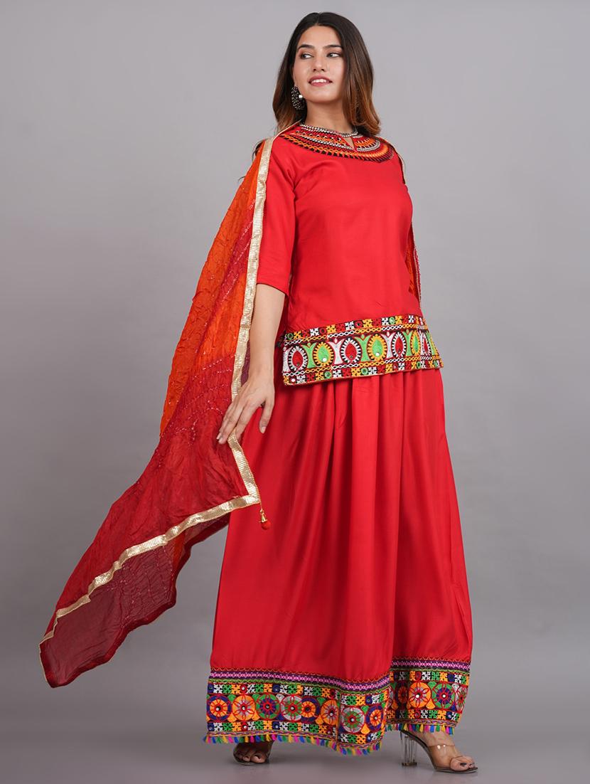 embroidered skirt top set - 19723913 - Standard Image - 1