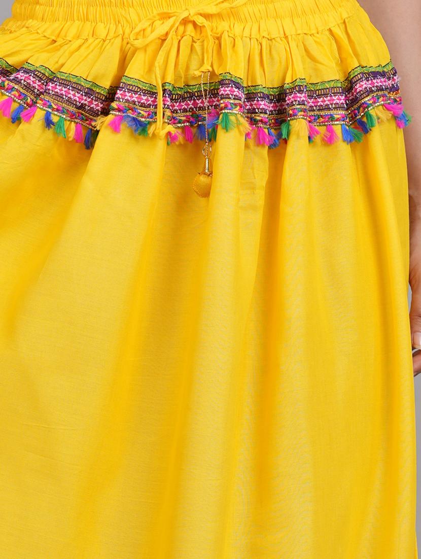 embroidered skirt top set - 19723915 - Standard Image - 4