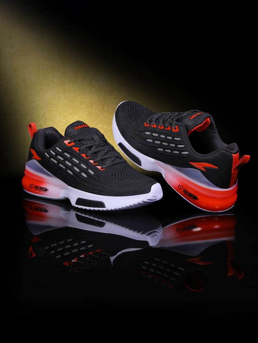 black mesh sport shoes