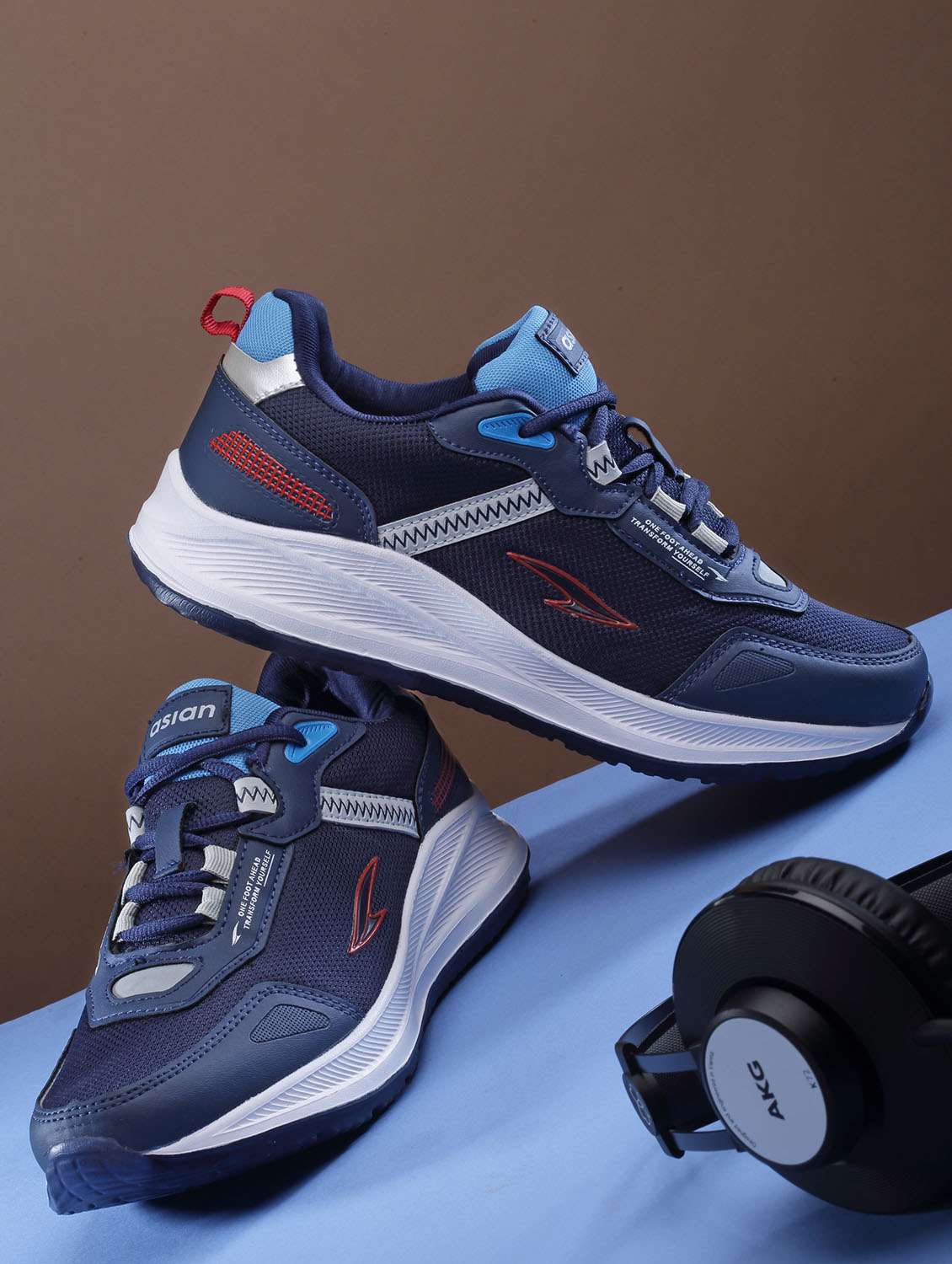 men navy blue lace up sport shoes