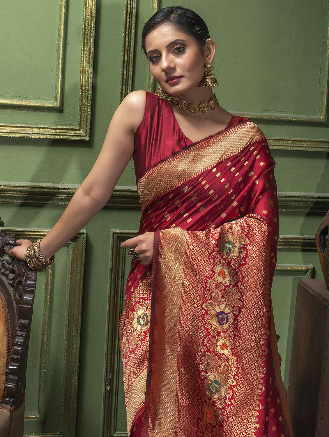 women's self design maroon colored saree with blouse - 19735874 -  Standard Image - 1
