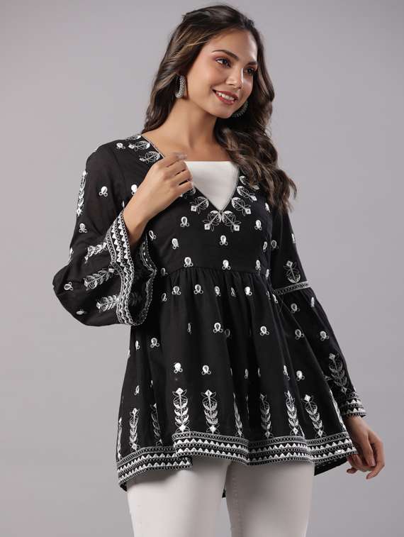black printed regular tunic - 19740349 -  Standard Image - 1
