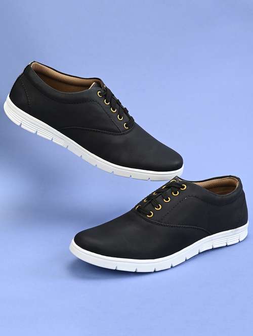 men lace up casual shoes - 19753475 -  Standard Image - 0