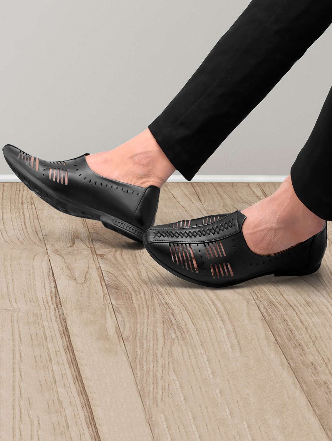 Men Black Slip On Juti