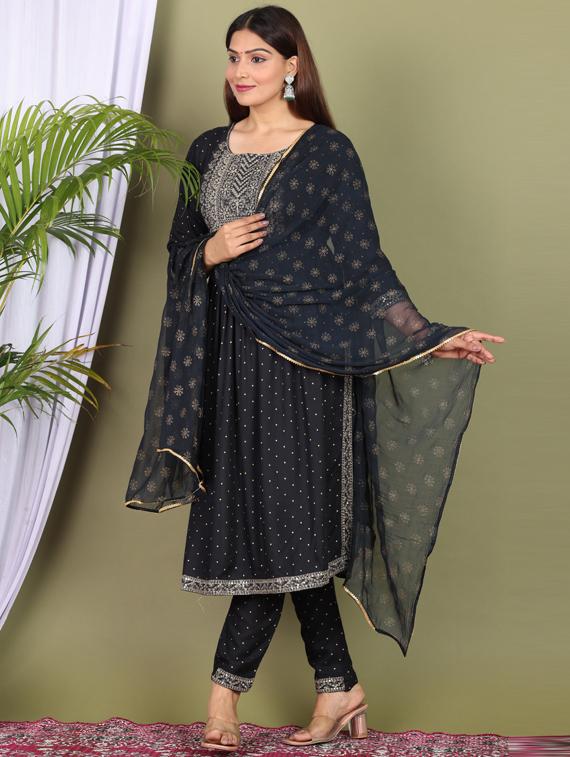 boat neck printed suit set - 19754665 -  Standard Image - 1