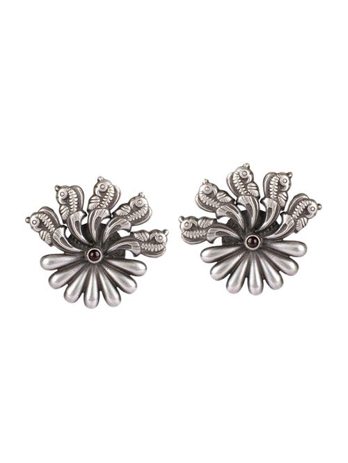 silver studs earring - 19754979 - Standard Image - 0