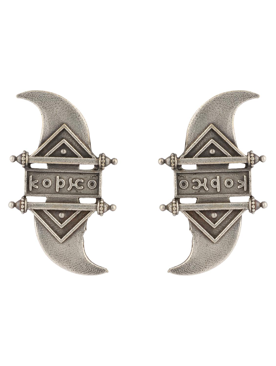 silver brass studs earring - 19755019 -  Standard Image - 1