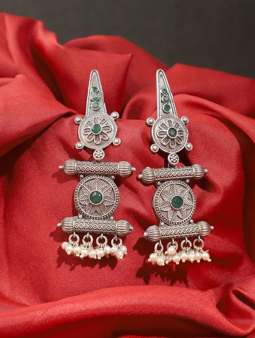 green brass studs earring - 19755033 - Standard Image - 0