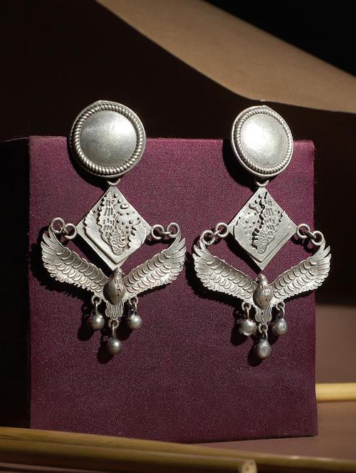 silver brass studs earring - 19755048 -  Standard Image - 0