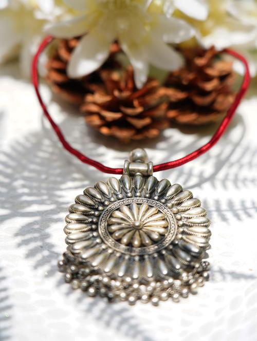 silver brass short necklace - 19755180 -  Standard Image - 0