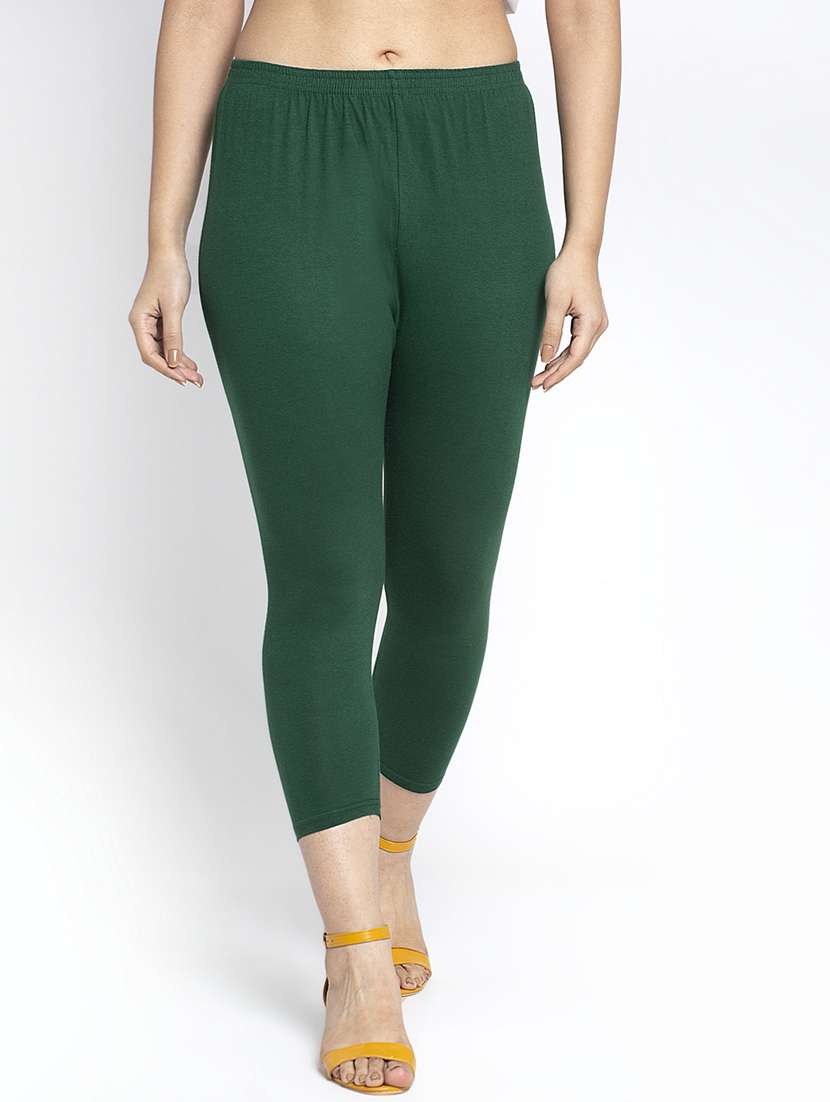 mid rise solid capri leggings - 19757590 - Zoom Image - 0