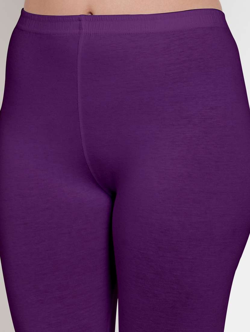 mid rise solid capri leggings  - 19757593 -  Standard Image - 4