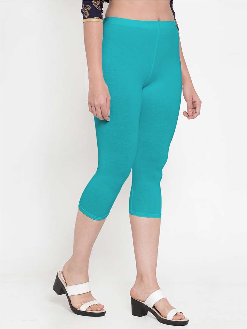 mid rise solid capri leggings  - 19757600 -  Standard Image - 1