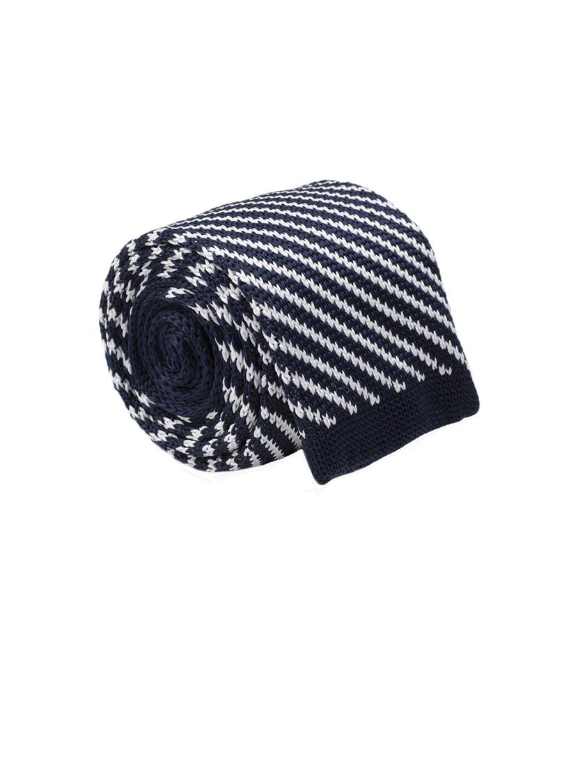 blue striped tie - 19758049 - Standard Image - 1