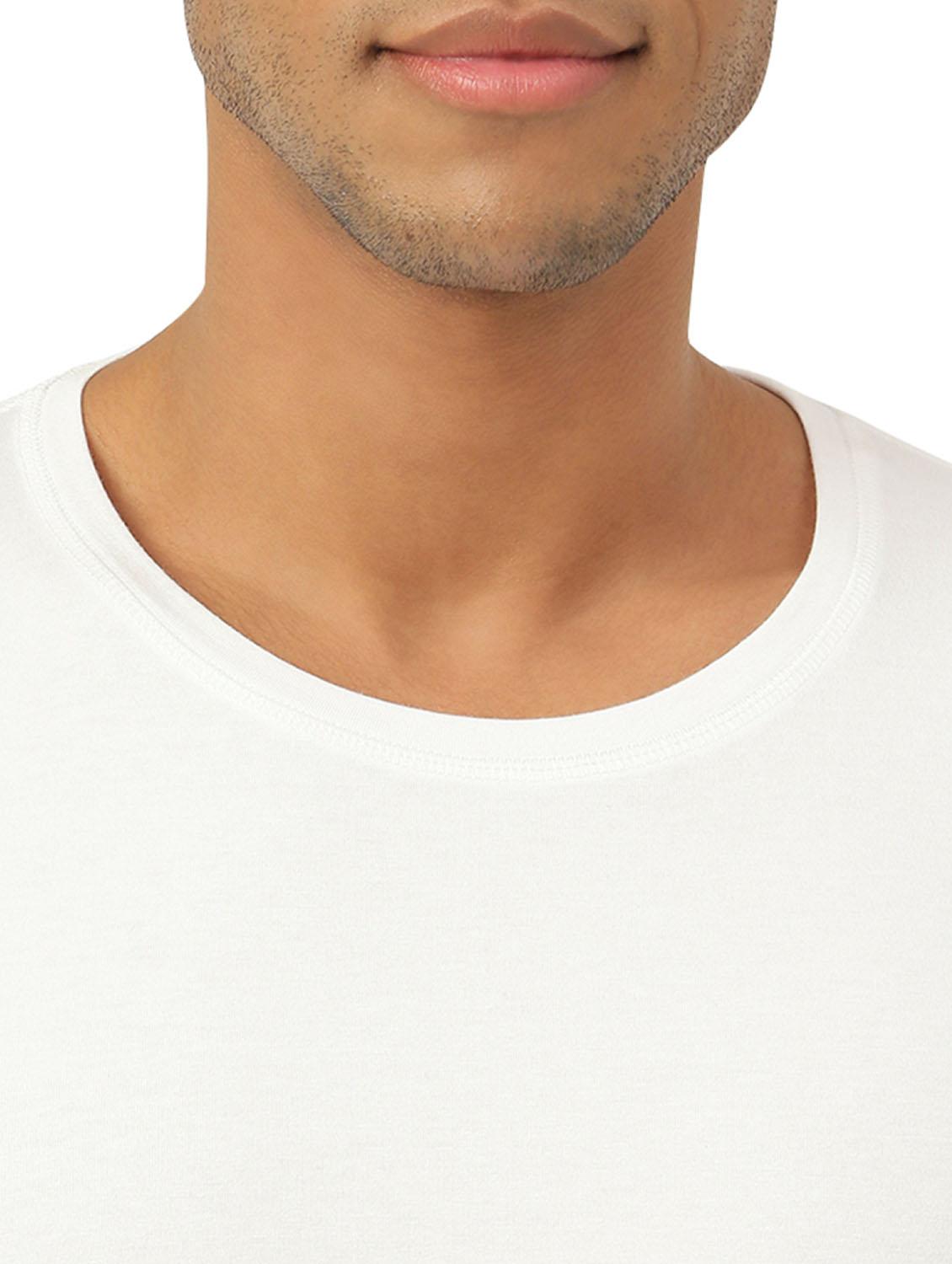 men round neck solids t-shirt - 19767036 - Standard Image - 4