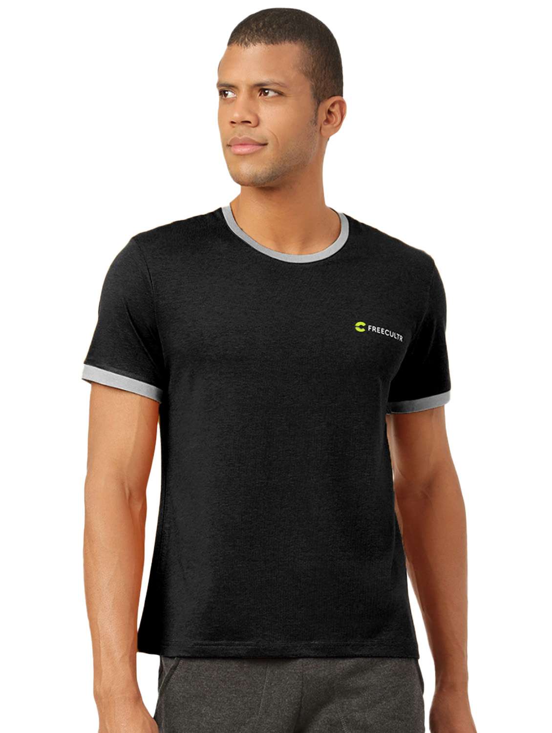 men round neck solids t-shirt - 19767167 -  Standard Image - 1
