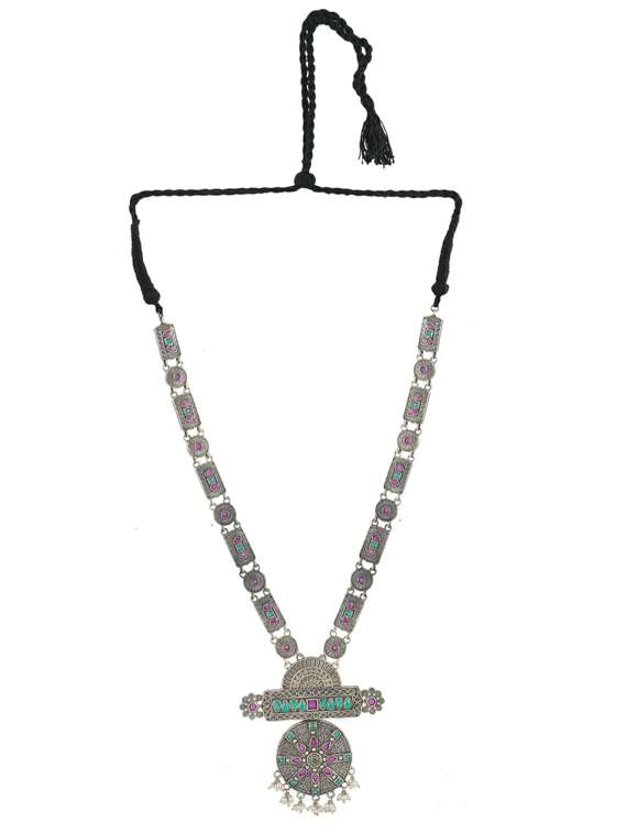sliver brass oxidised long necklaces and earring  - 19768270 -  Standard Image - 1
