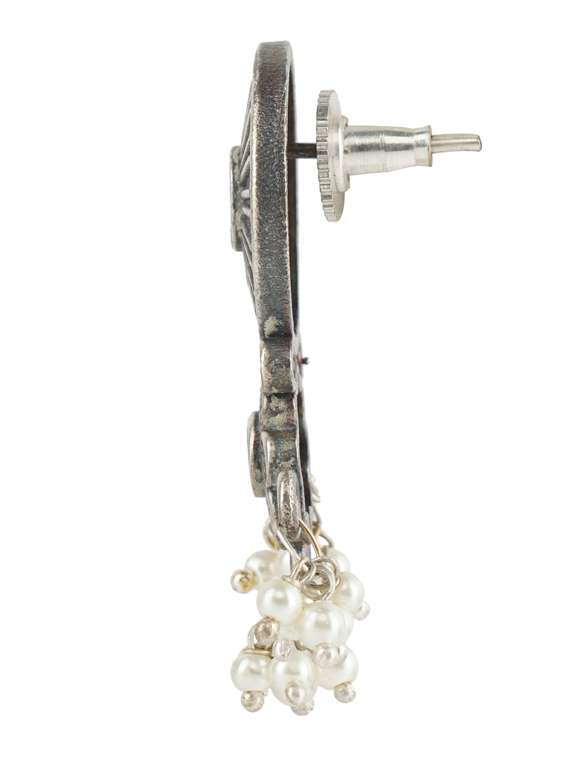 sliver brass oxidised long necklaces and earring  - 19768270 -  Standard Image - 4