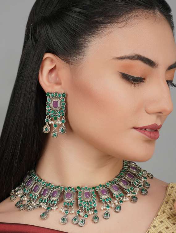 green tone brass necklaces and earring - 19768274 - Standard Image - 4