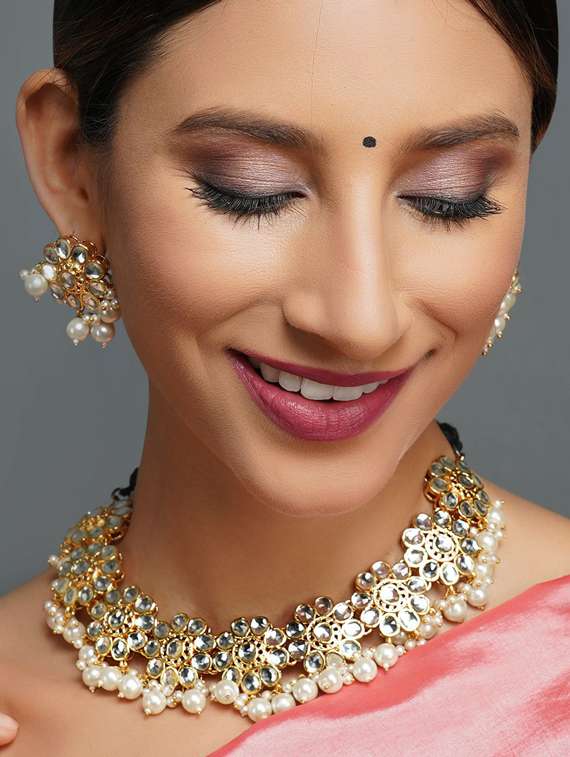 gold brass pearl necklaces and earring - 19768284 - Standard Image - 4