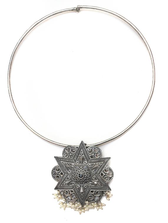 silver brass oxidised lnecklace - 19768292 - Zoom Image - 0