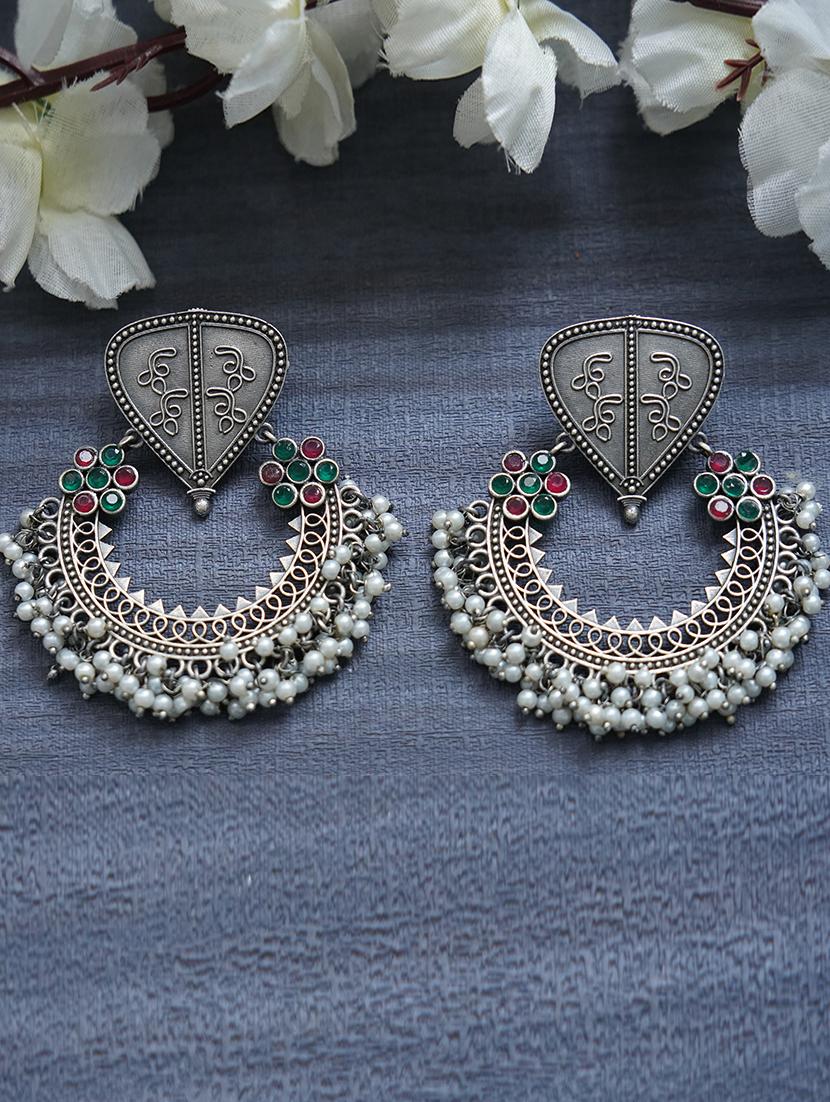 white beads round pattern silver tone brass earrings - 19768545 - Zoom Image - 0