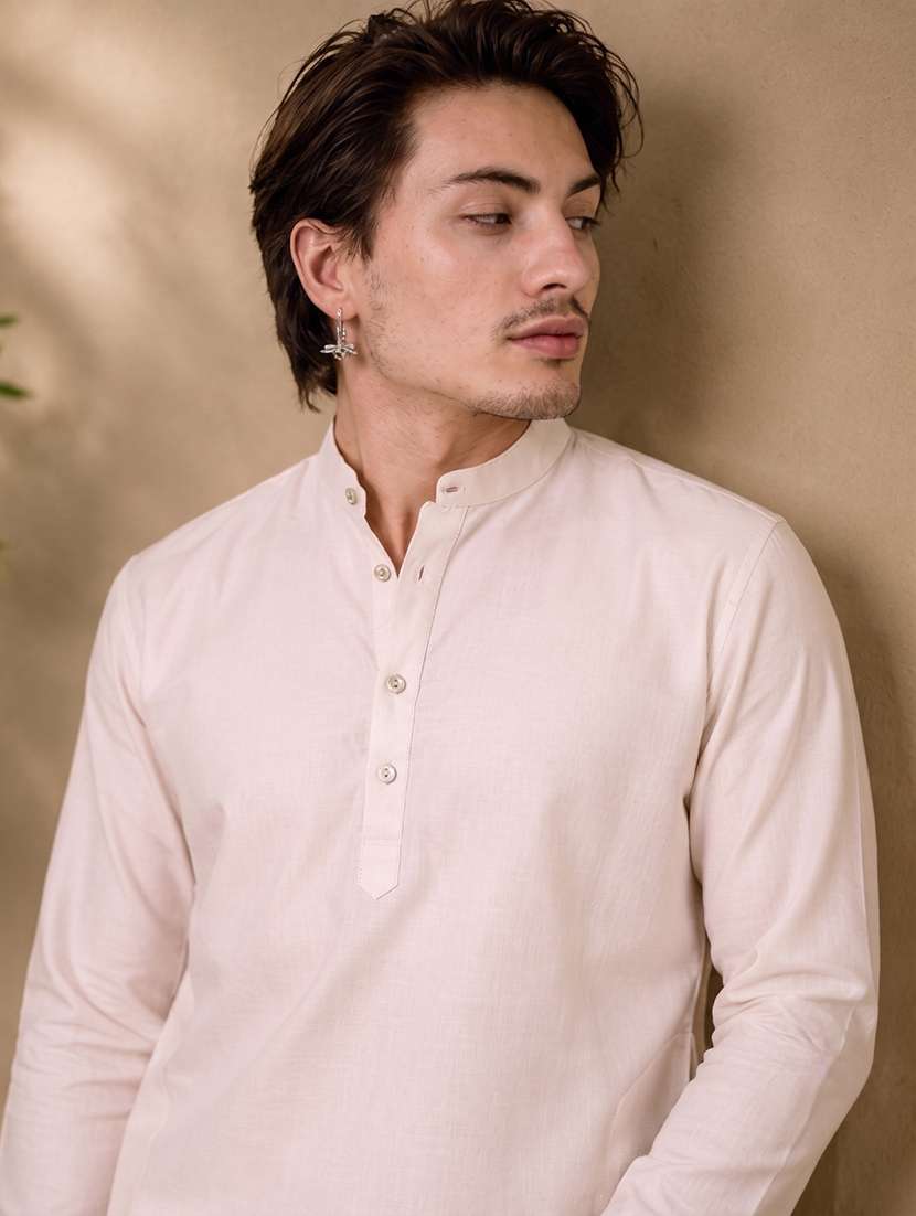 men solid mandarin neck long kurta - 19777940 -  Standard Image - 1