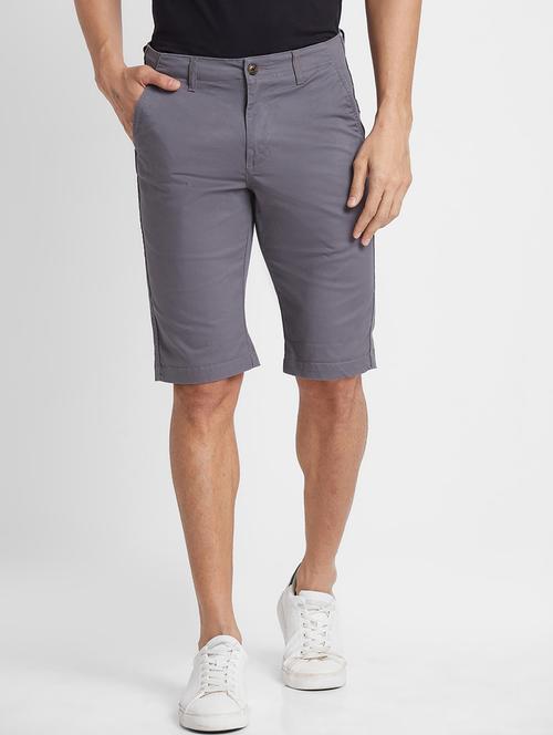 globus men grey solid stretchable slim fit knee length chino shorts - 19782553 -  Standard Image - 0