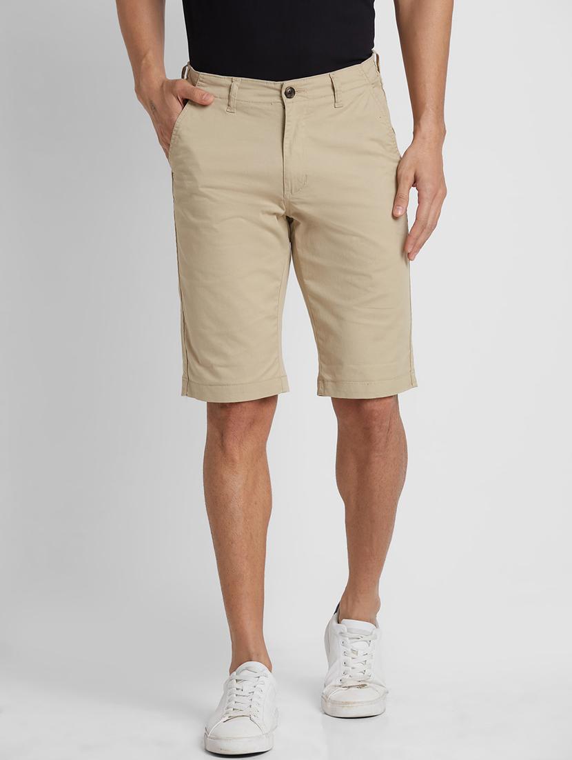 globus men beige slim fit mid-rise cotton chino shorts - 19782554 - Zoom Image - 0