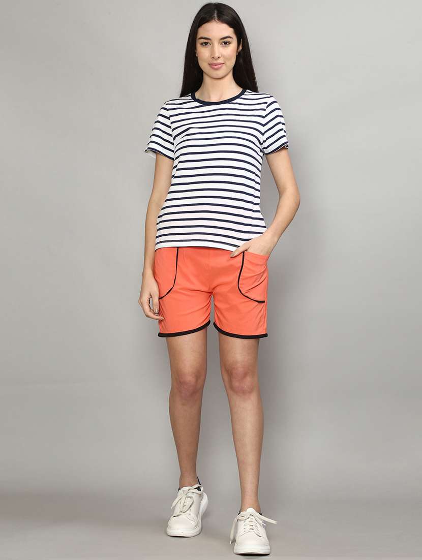 mid rise solid regular shorts - 19783609 - Standard Image - 4