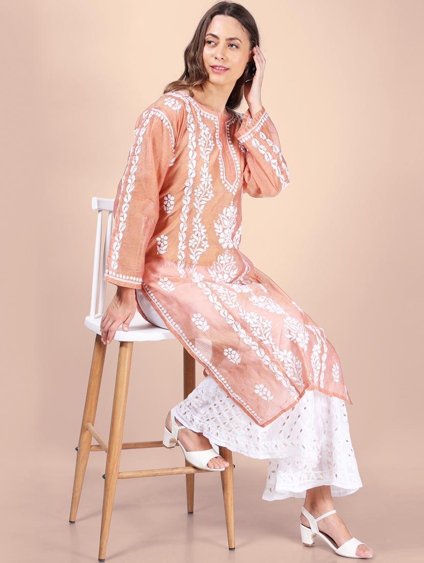 peach embroidered straight kurta - 19785308 - Standard Image - 4