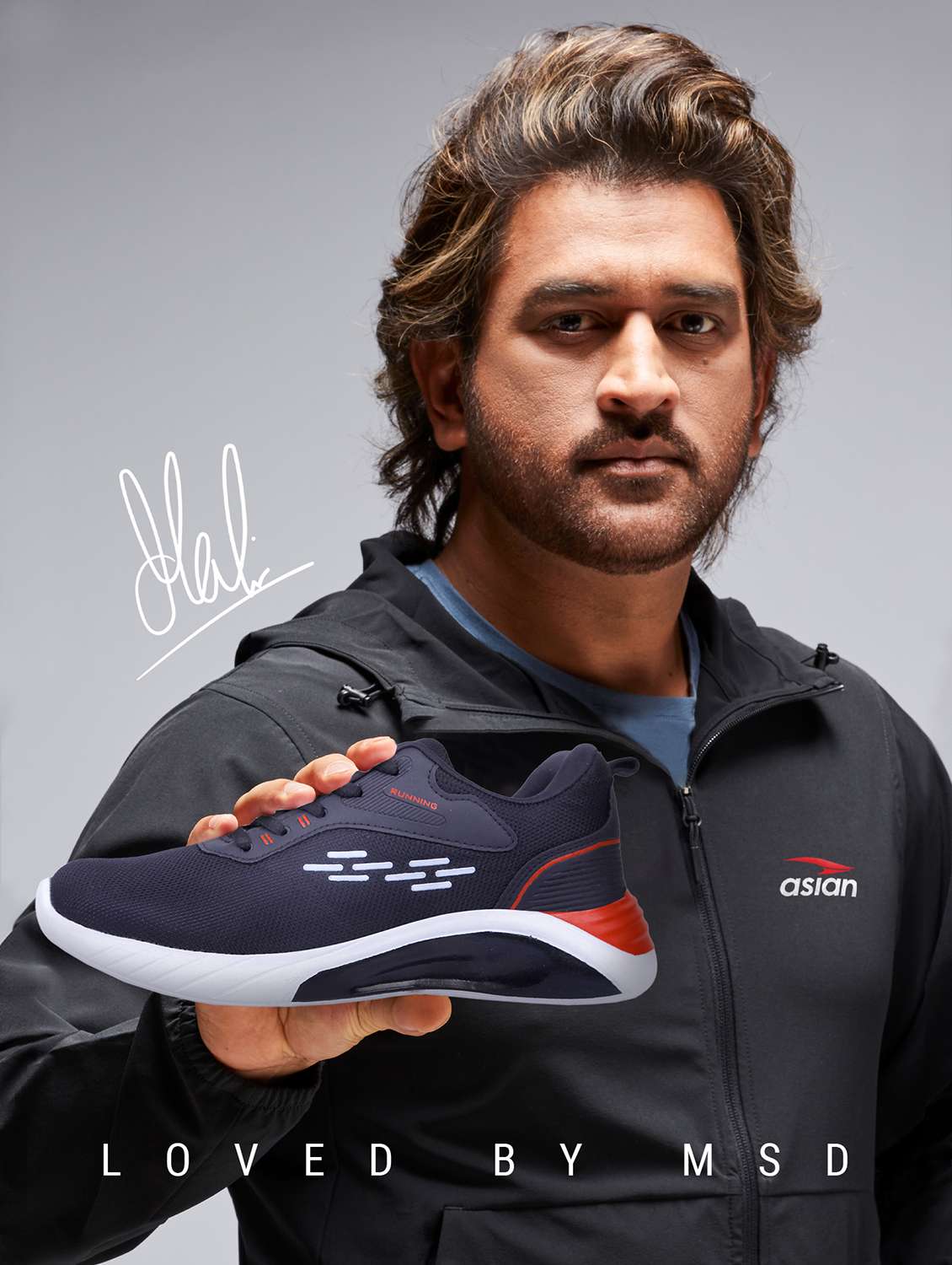 men lace up sports shoes - 19790686 -  Standard Image - 1