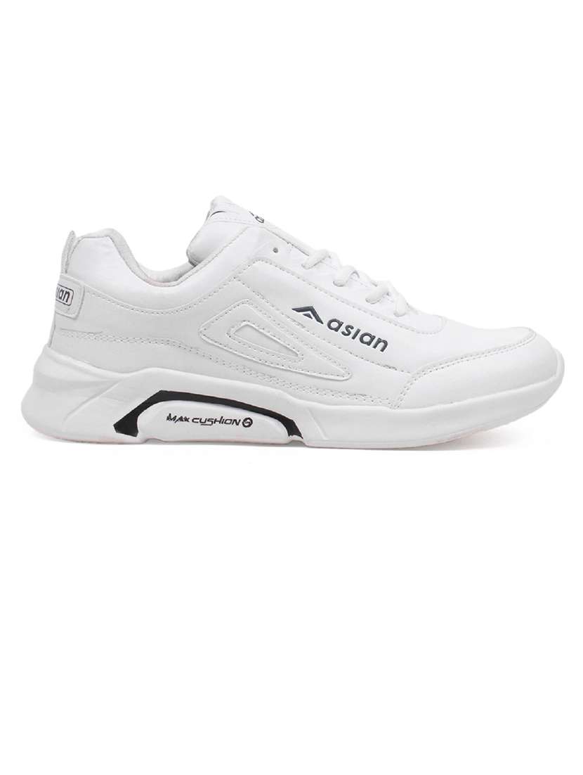 men lace up sport shoes - 19790692 -  Standard Image - 1