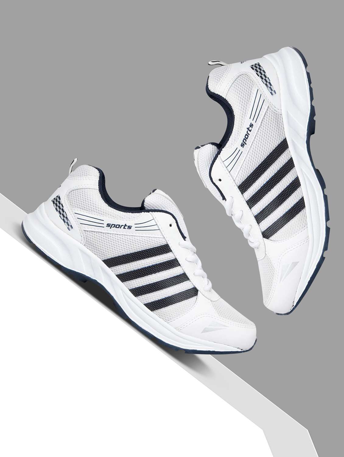 white mesh sport shoe