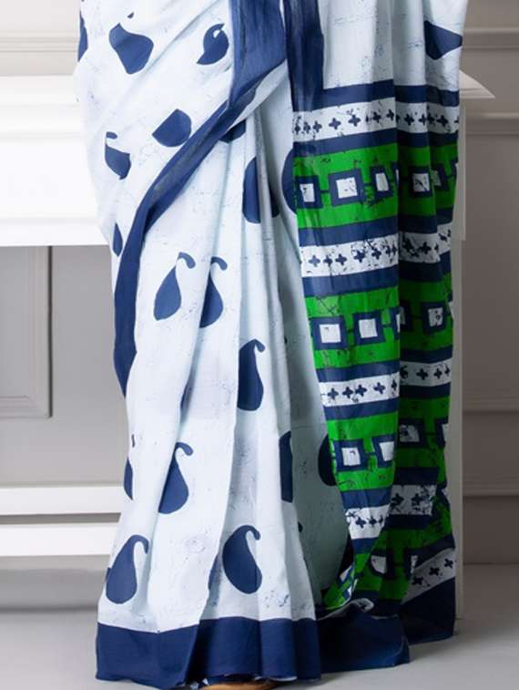 white printed saree with blouse - 19796978 - Standard Image - 1