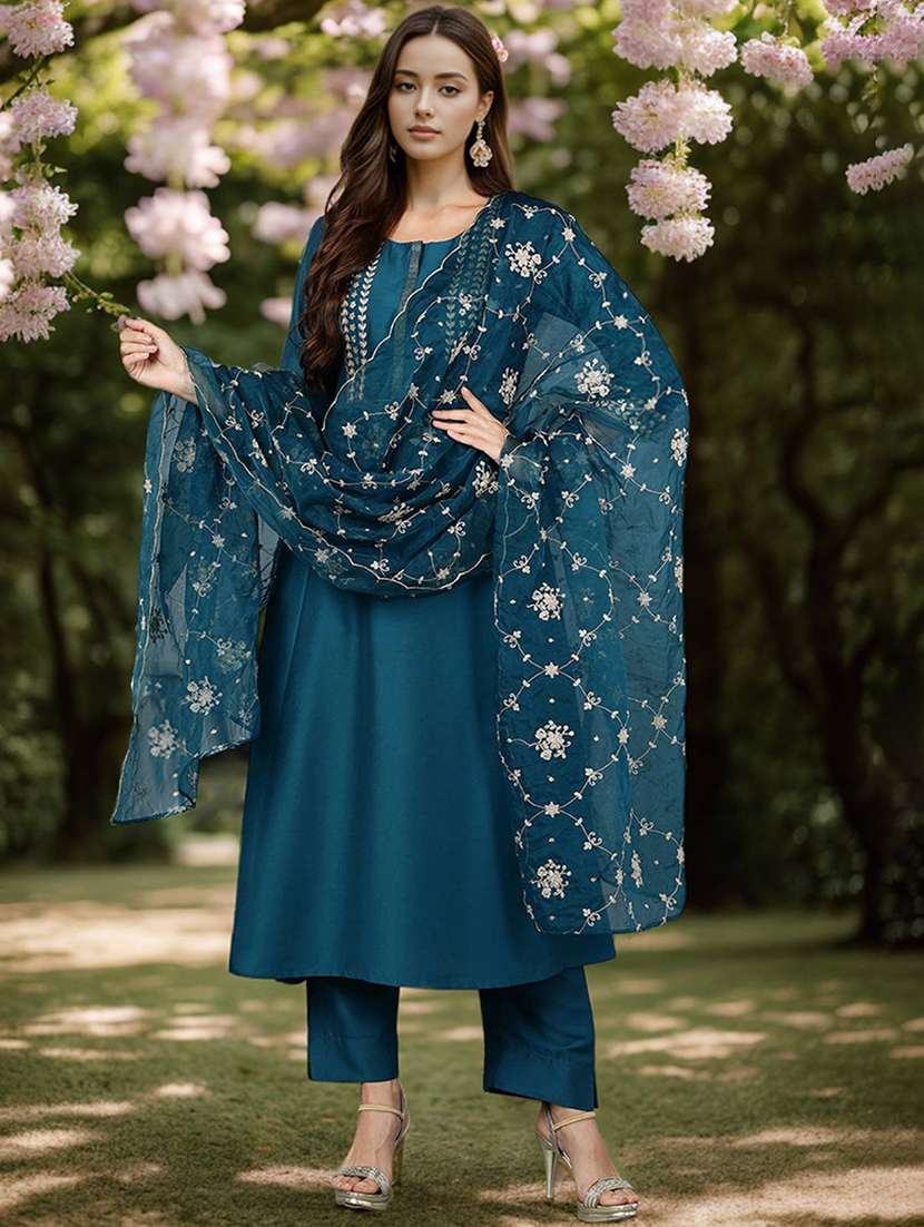 women teal kurta pant set with dupatta