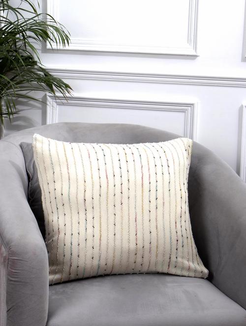 white cotton knit with multicolor yarn work cushion cover - 19831168 - Standard Image - 0