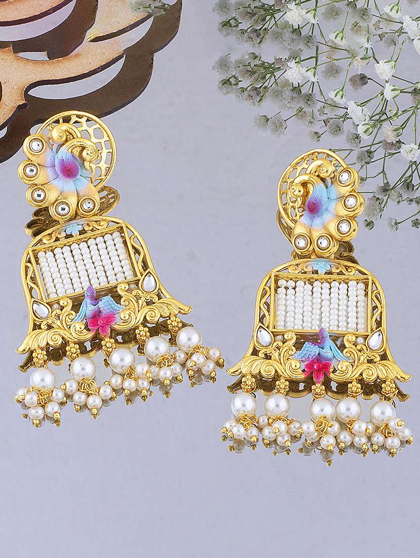 gold alloy chandellier earring
