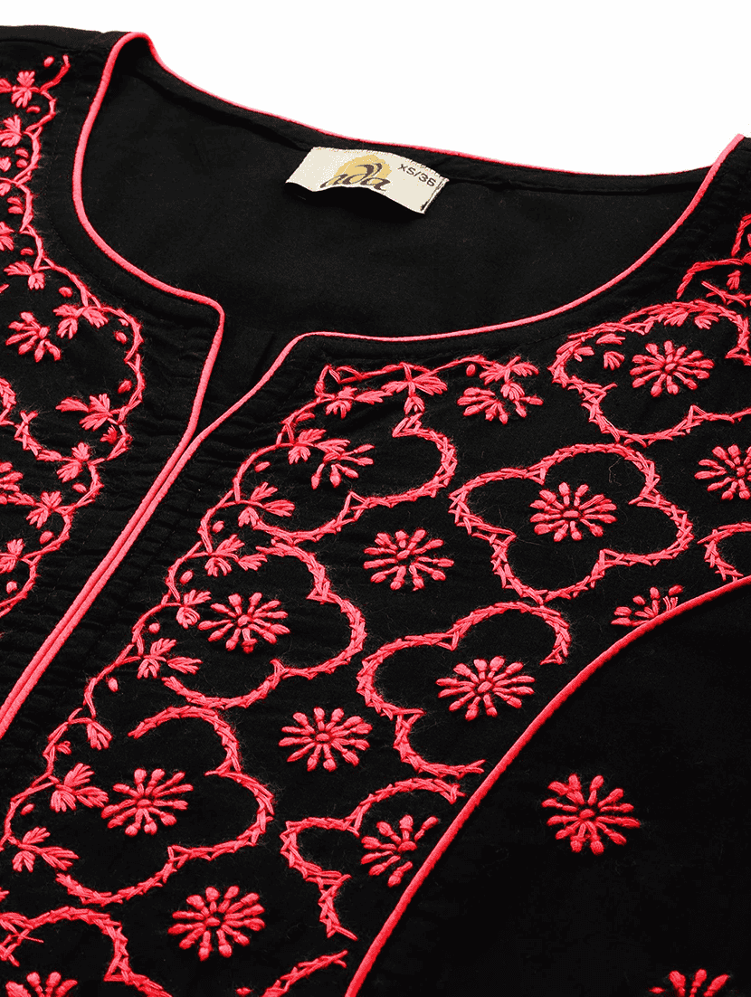 women's straight kurta - 19846998 - Standard Image - 4