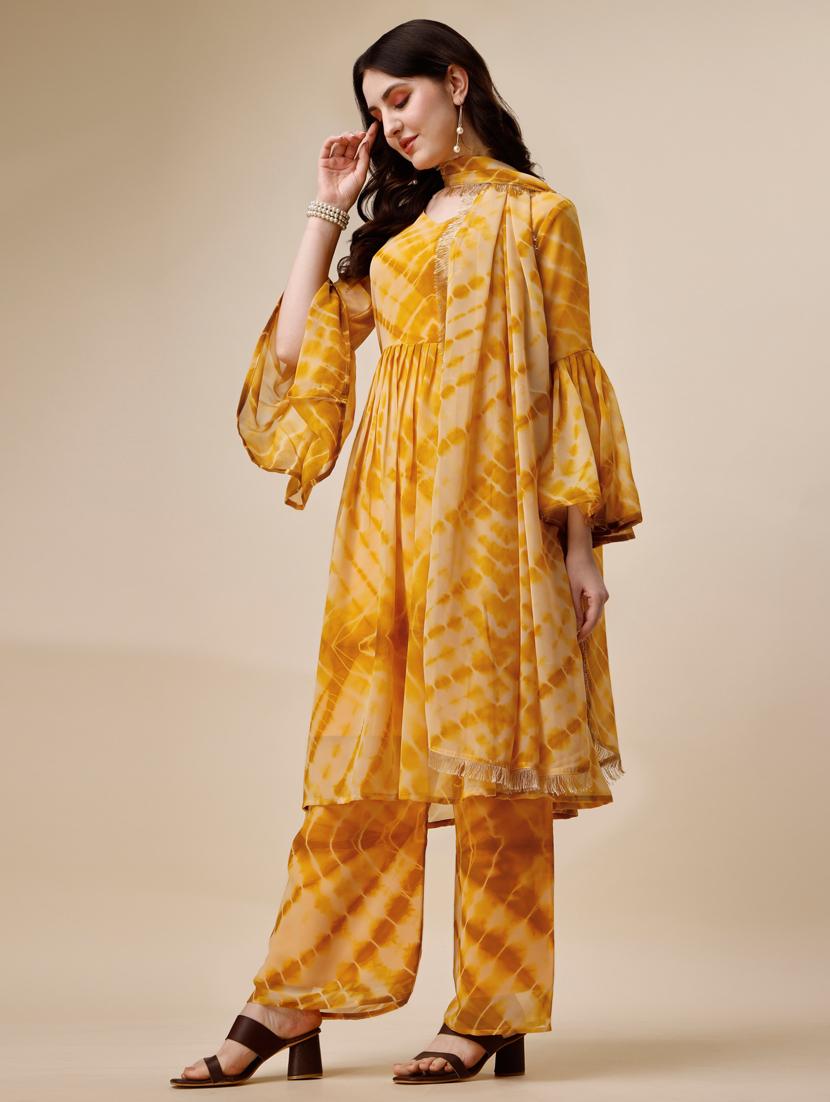 tie & dyed kurti with palazzos & dupatta - 19847105 -  Standard Image - 1