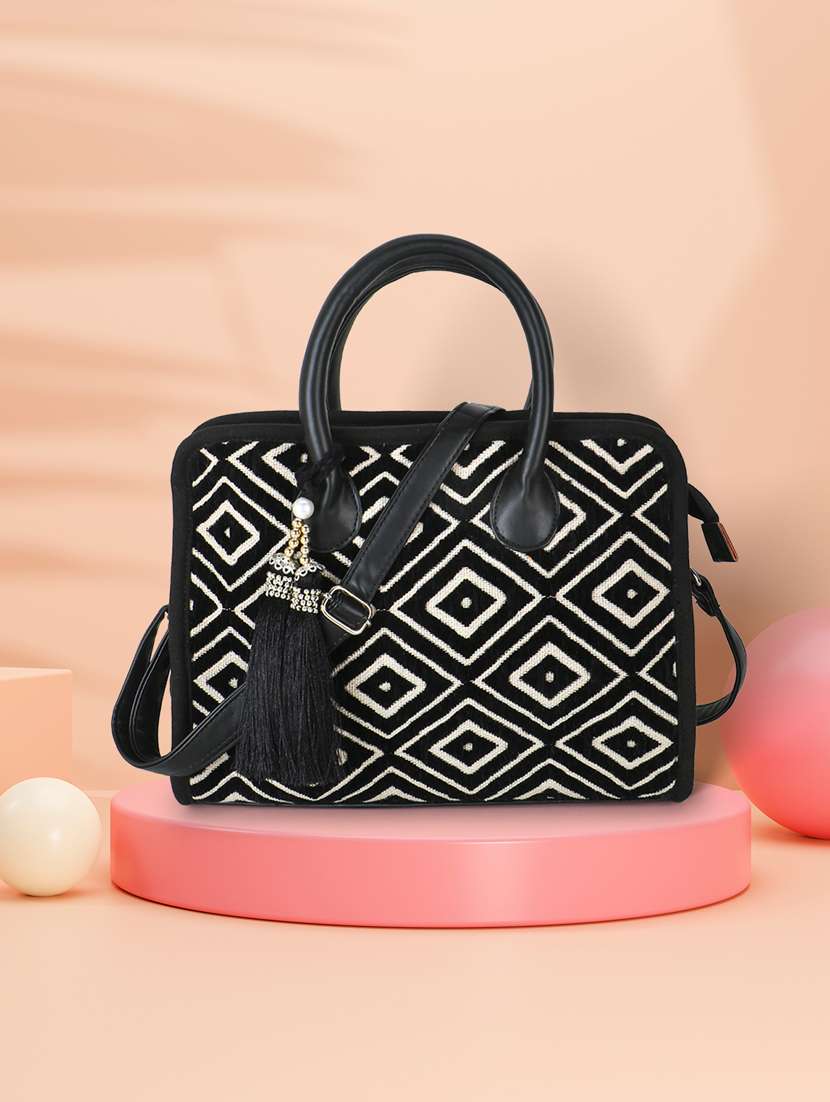 women printed tote bag