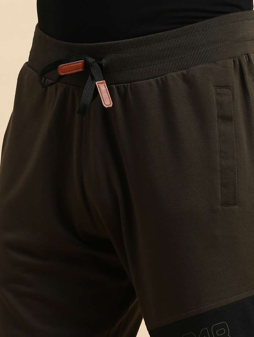 men's polyester color block shorts - 19864088 -  Standard Image - 4