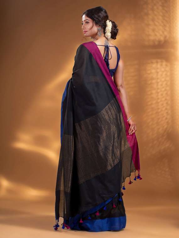 black cotton saree with blouse - 19866306 - Standard Image - 1