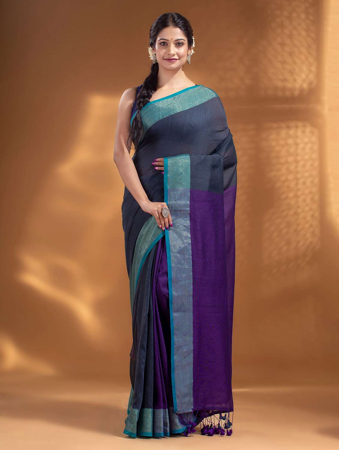 blue self design woven saree with blouse - 19866350 - Zoom Image - 0