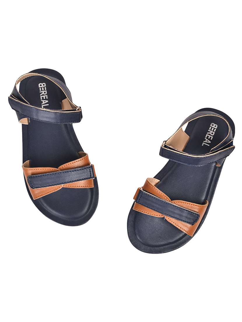 black synthetic toe separator sandal - 19868896 -  Standard Image - 1