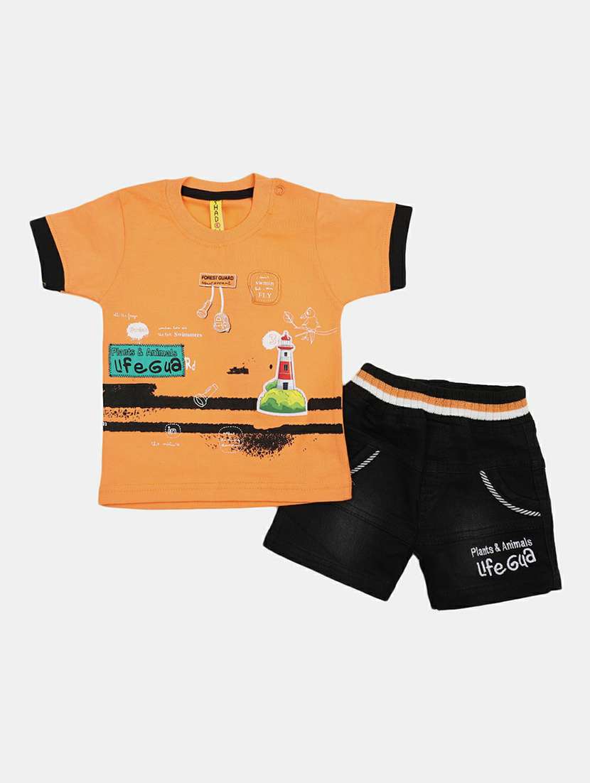 boys printed short set