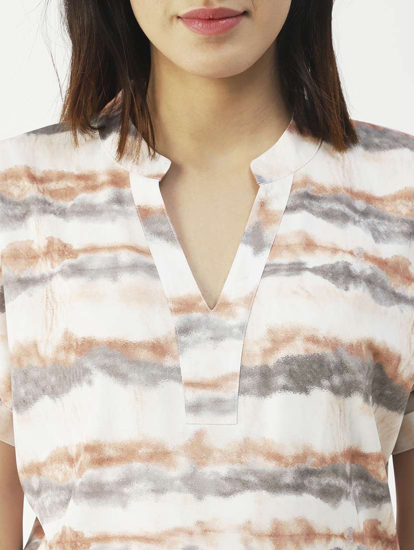 women's straight mandarin neck top - 19907343 - Standard Image - 4