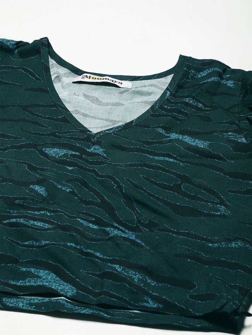 women green self design crop top - 19907364 - Standard Image - 4