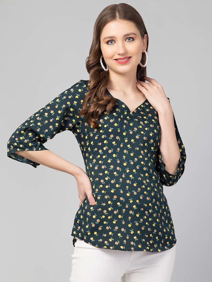 women's straight v neck top