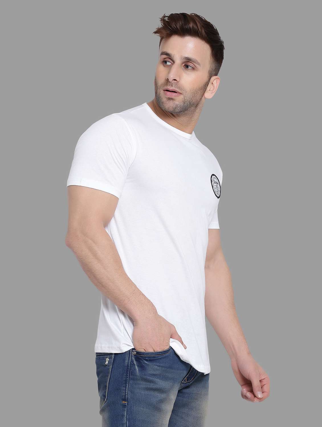 men round neck cotton t-shirt - 19915543 -  Standard Image - 1